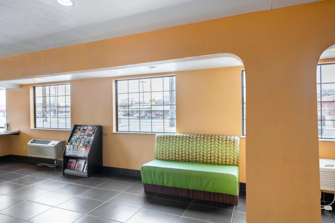 Oyo Hotel Tulsa Ok I-44/Route 66 מראה חיצוני תמונה