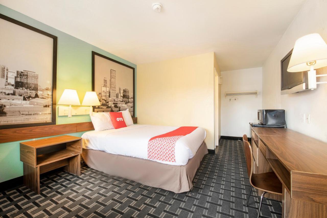 Oyo Hotel Tulsa Ok I-44/Route 66 מראה חיצוני תמונה